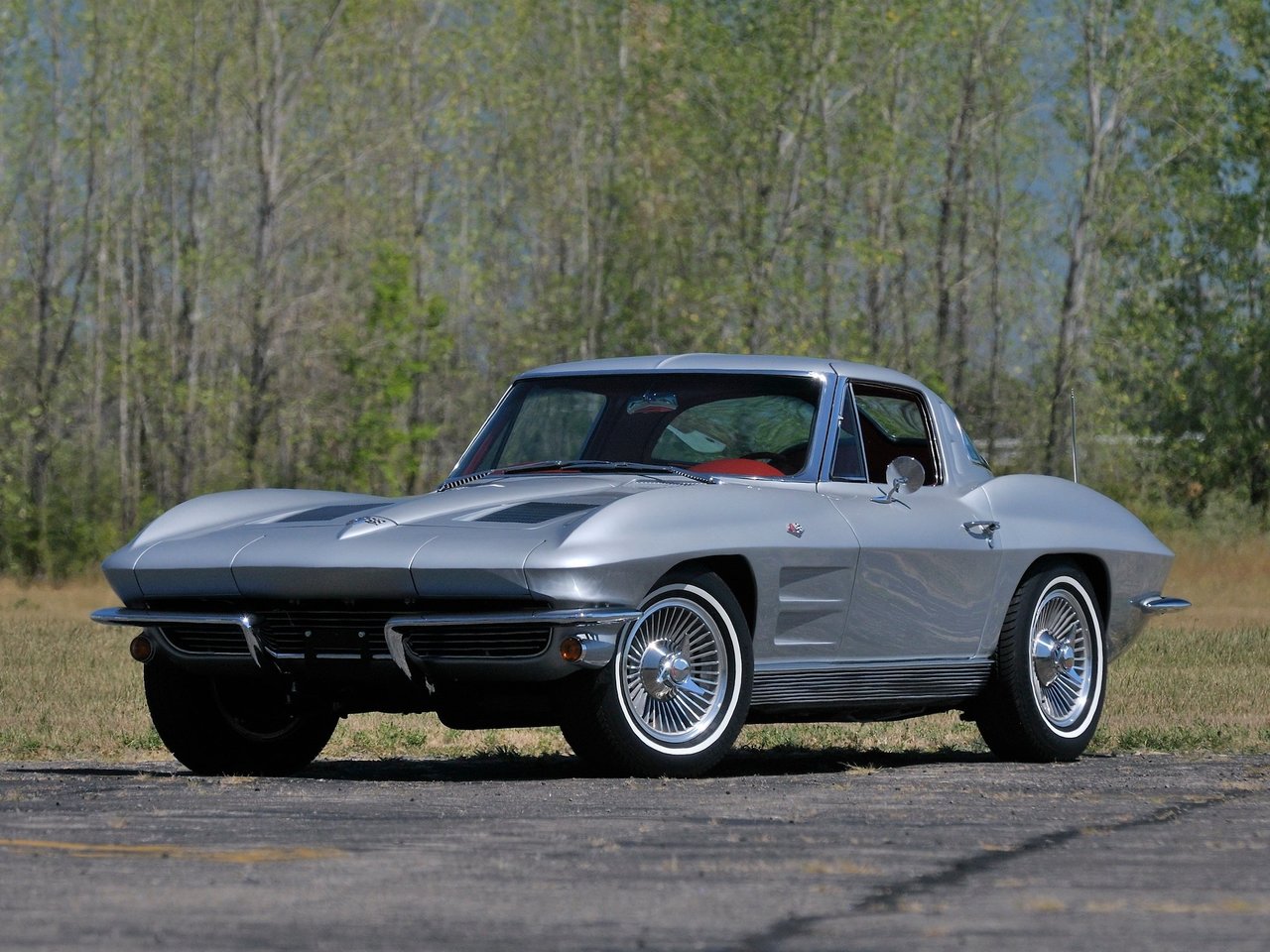 Chevrolet Corvette C2 (Купе, 1963-1967)