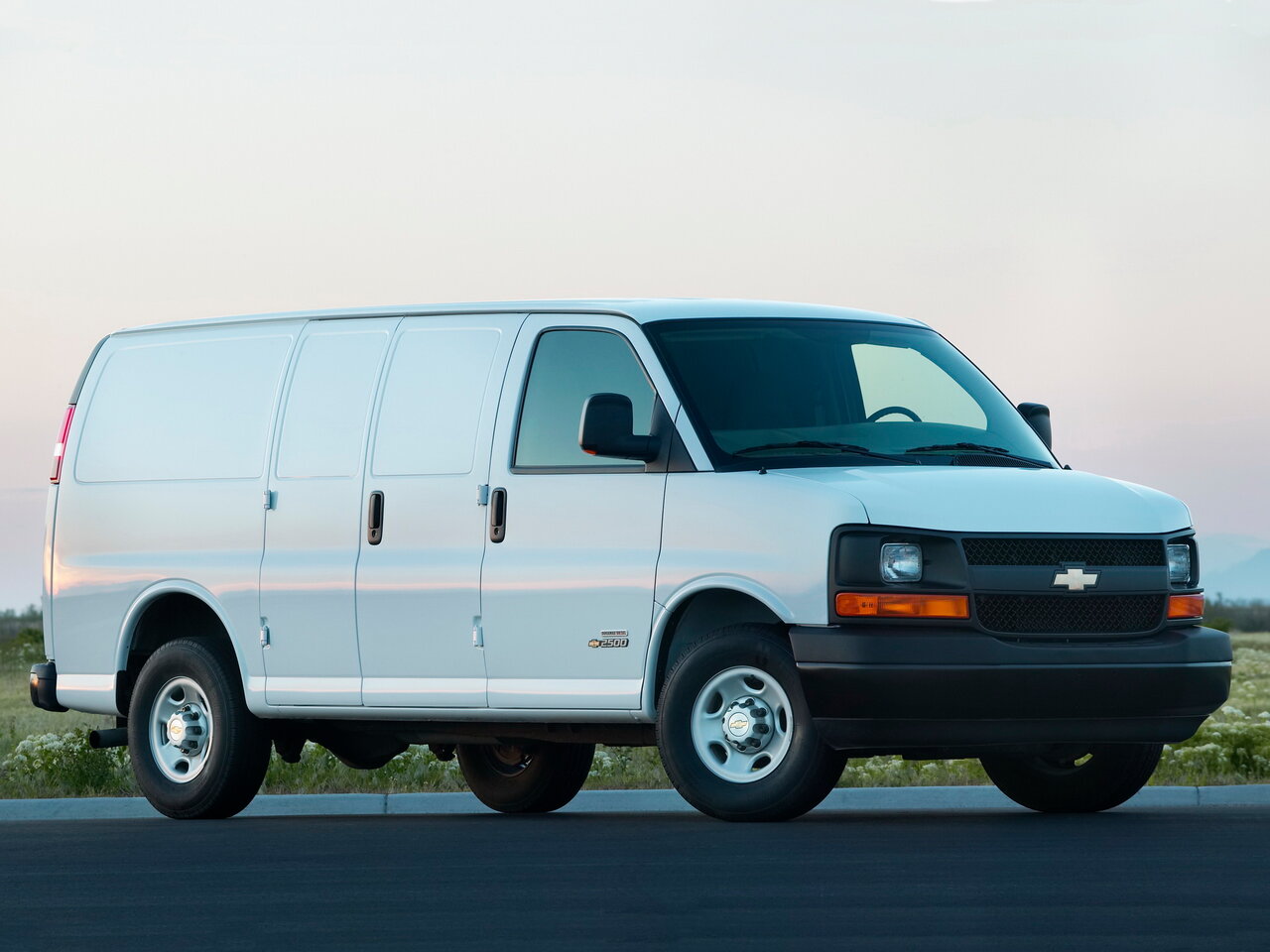 Chevrolet Express II (Фургон, 2003-н.в.)