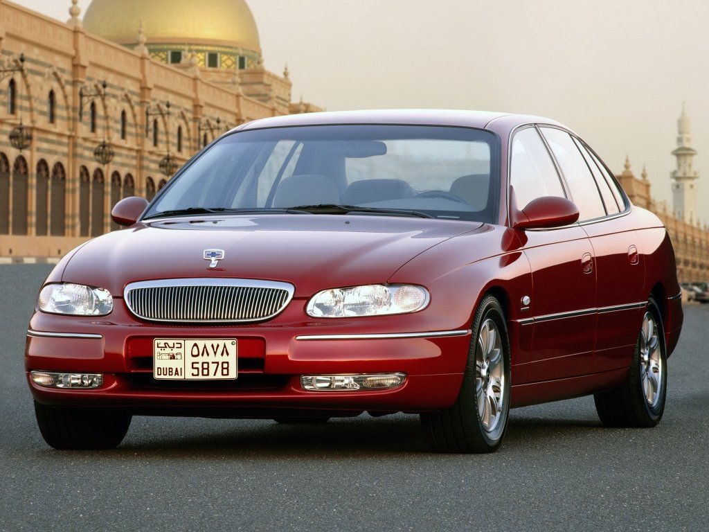 Chevrolet Caprice V (Седан, 1999-2006)