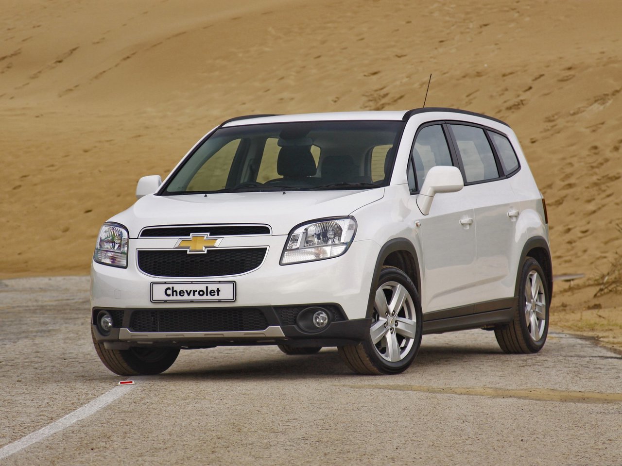 Chevrolet Orlando I (Компактвэн, 2010-2018)