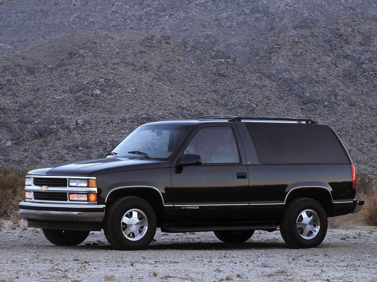 Chevrolet Tahoe I (Внедорожник 3 двери, 1995-1999)