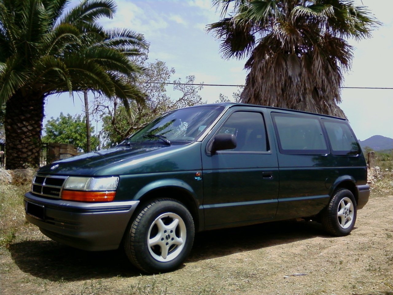 Chrysler Voyager II (Минивэн, 1991-1995)