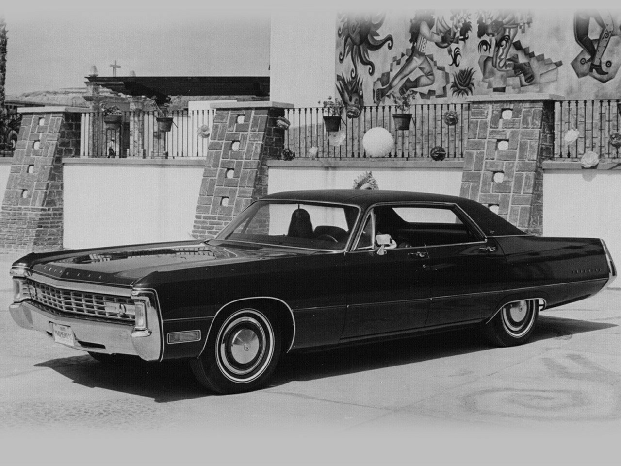 Chrysler Imperial LeBaron (Седан хардтоп, 1957-1975)