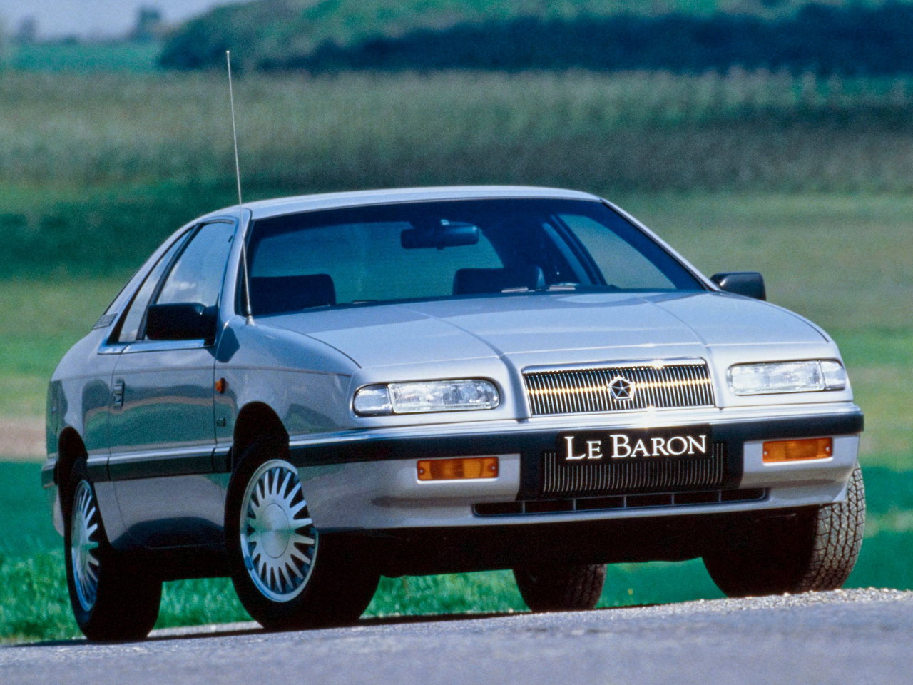 Chrysler Le Baron III Рестайлинг (Купе, 1992-1995)