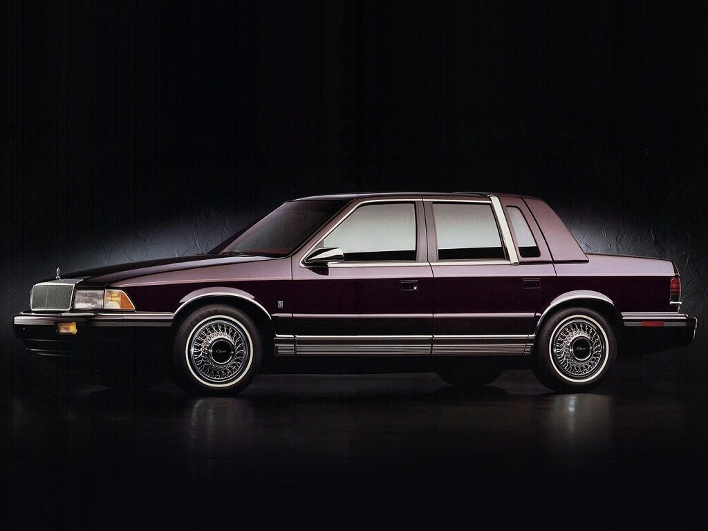 Chrysler Le Baron III Рестайлинг (Седан, 1992-1995)