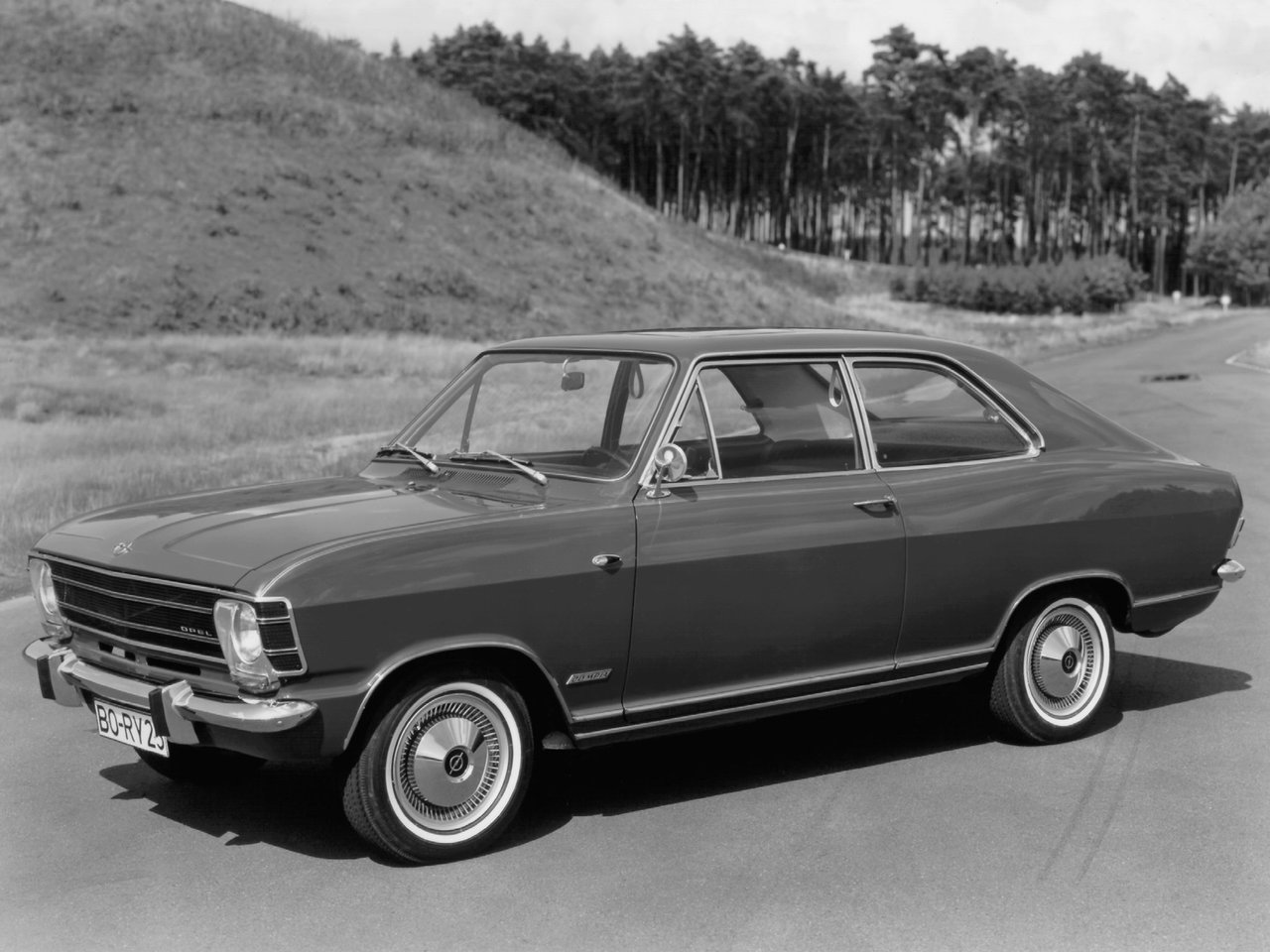 Opel Olympia A (Купе, 1967-1970)