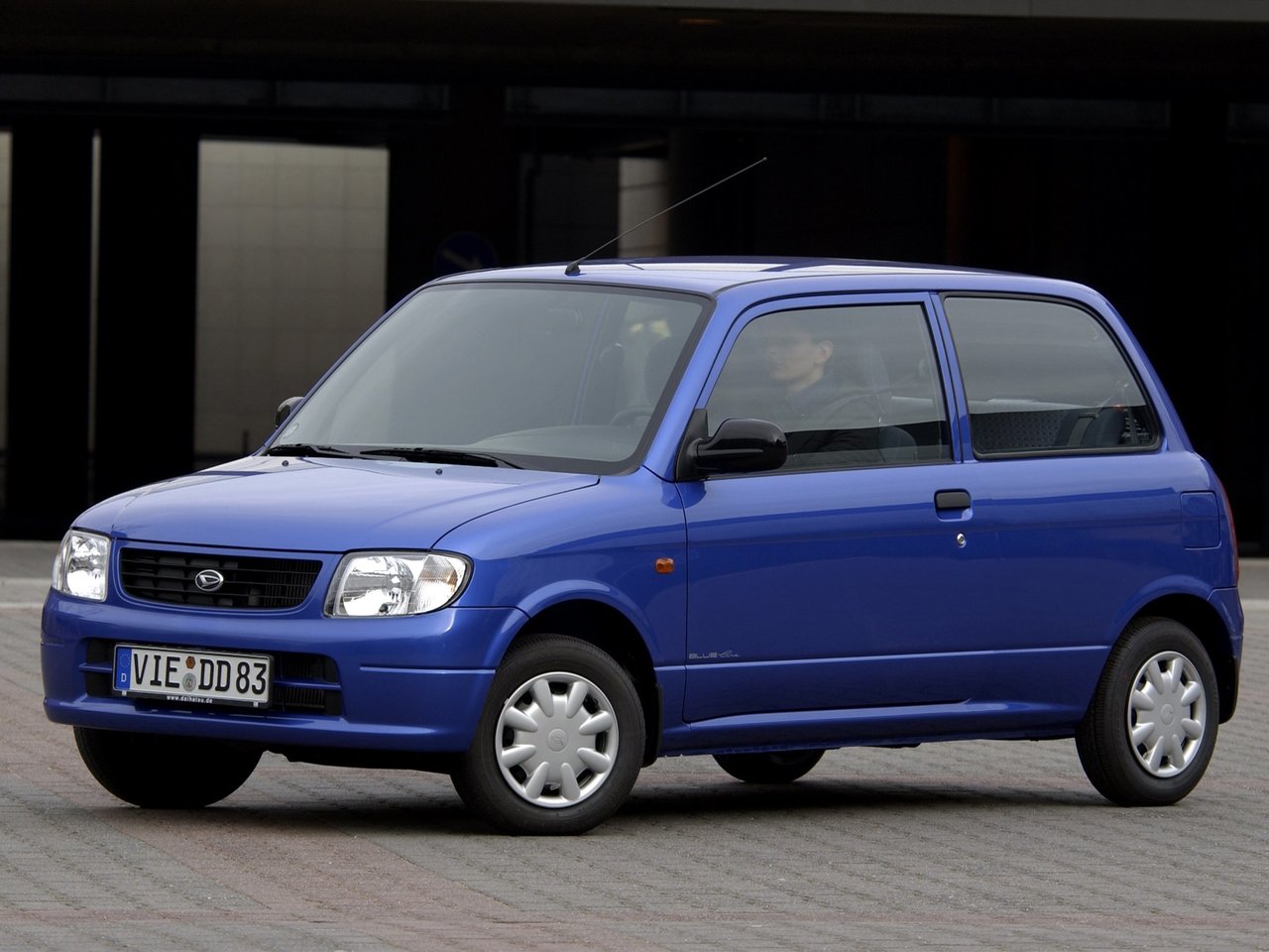 Daihatsu Cuore V L700 (Хэтчбек 3 двери, 1998-2003)