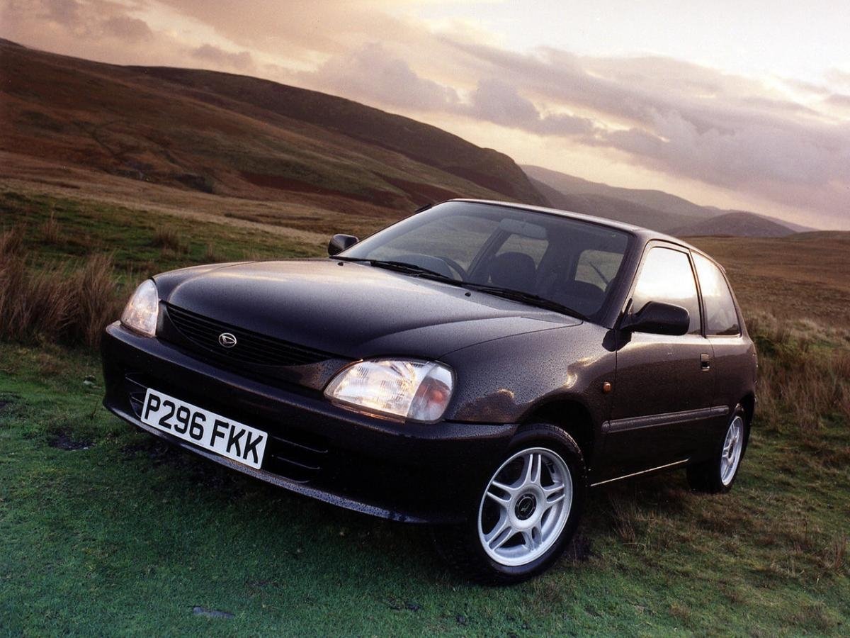 Daihatsu Charade IV Рестайлинг (Хэтчбек 3 двери, 1996-2000)