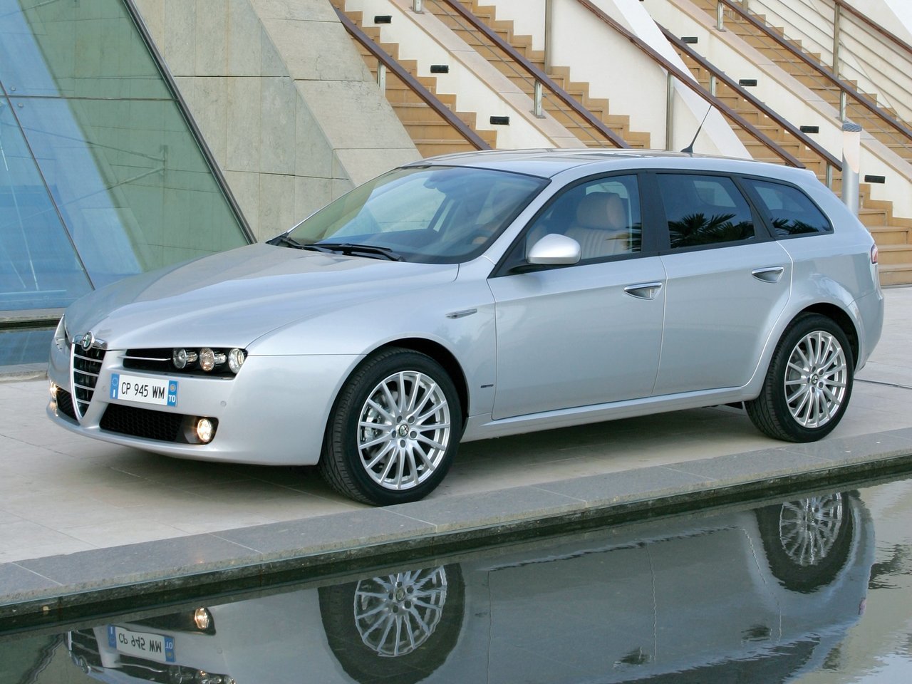 Alfa Romeo 159 (5-дверный универсал, 2005-2011)
