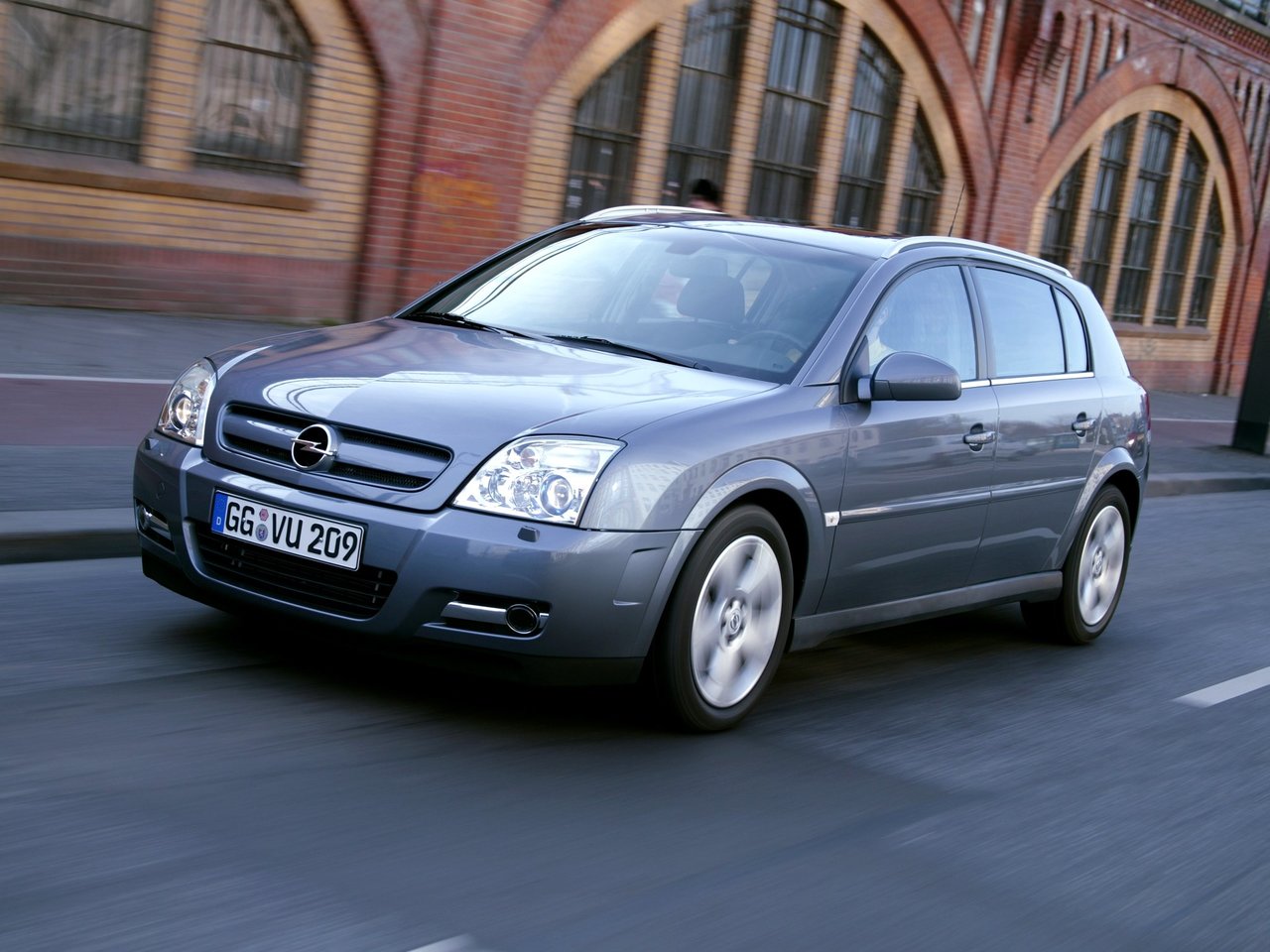 Opel Signum I (Хэтчбек 5 дверей, 2003-2005)