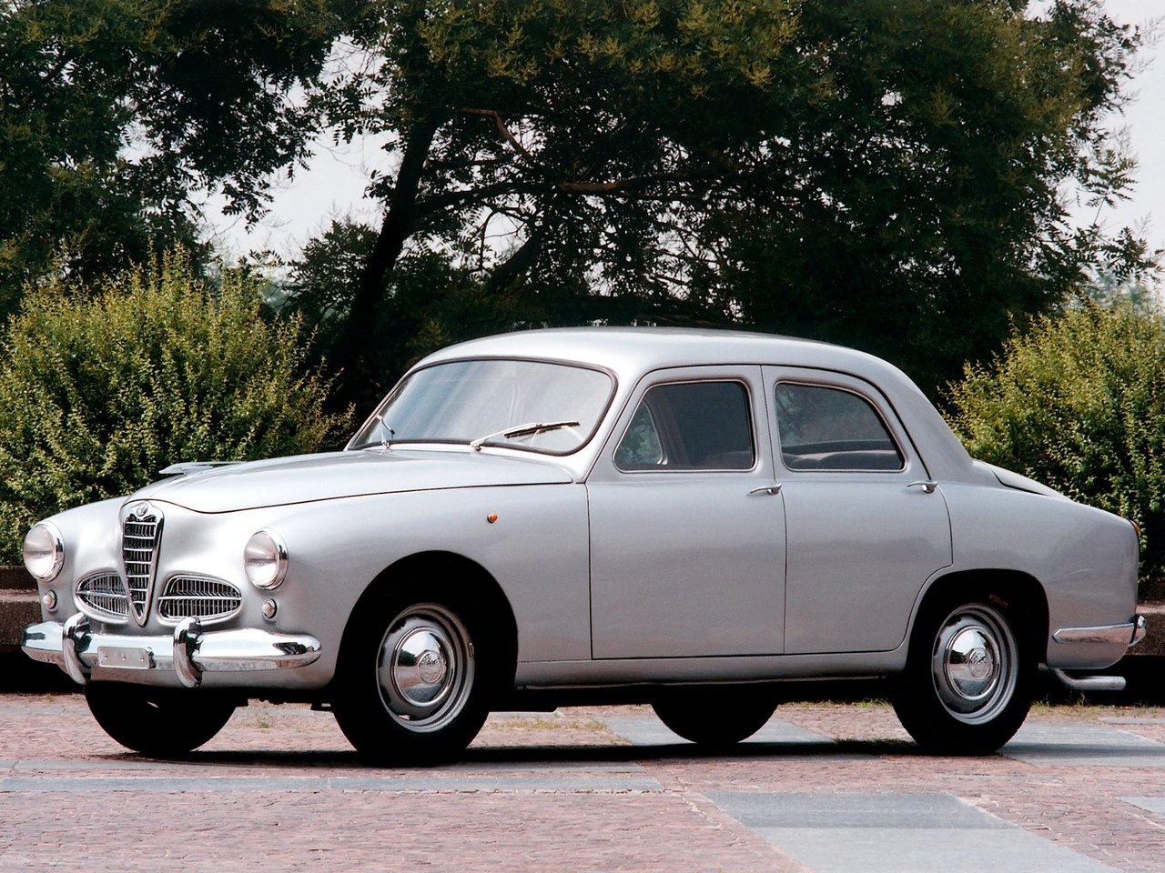 Alfa Romeo 1900 (Седан, 1950-1959)