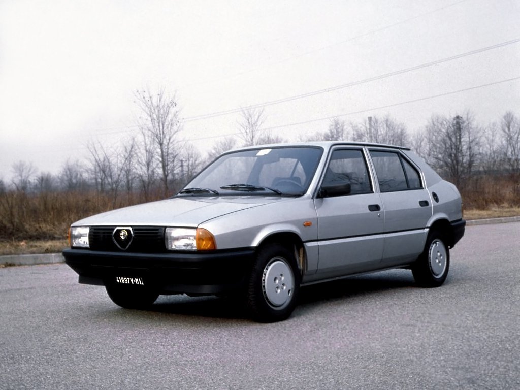 Alfa Romeo 33 I (Седан, 1983-1986)