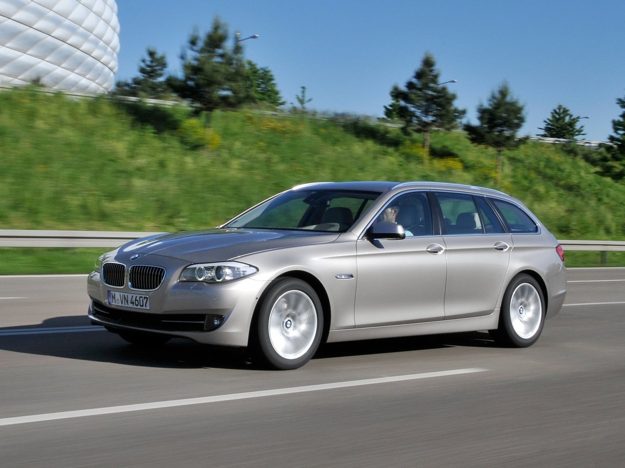 BMW 5er VI F10/F11/F07 (5-дверный универсал, 2009-2013)