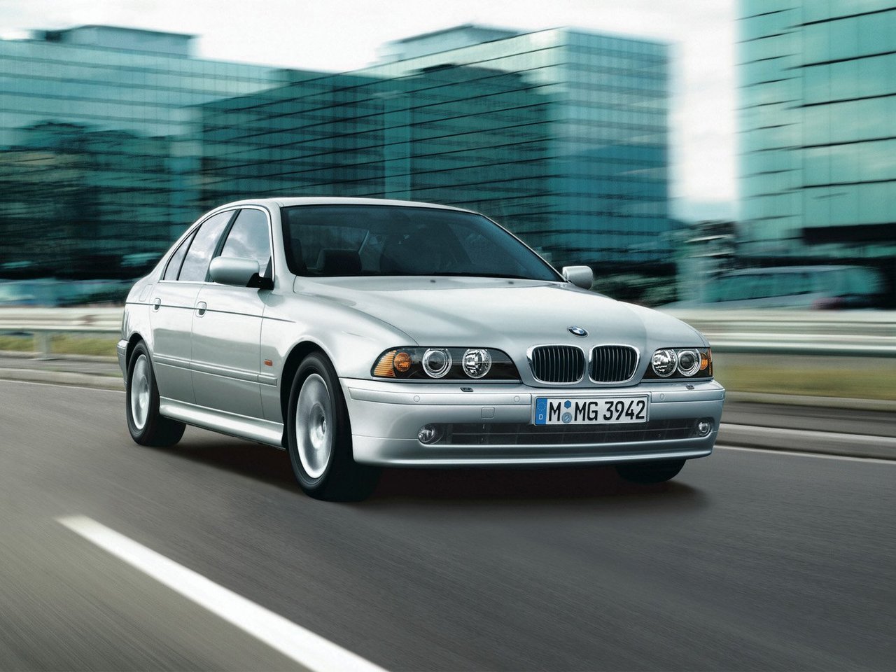 BMW 5er IV E39 Рестайлинг (Седан, 2000-2003)
